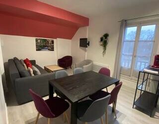 Chez Benjamin: 4 à 6 personnes au centre d&rsquo;Azay le Rideau -réf. 8.08