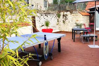 Chez Benjamin: Terrasse et ping-pong 2 à 4 personnes à Azay le Rideau-réf. 8.04